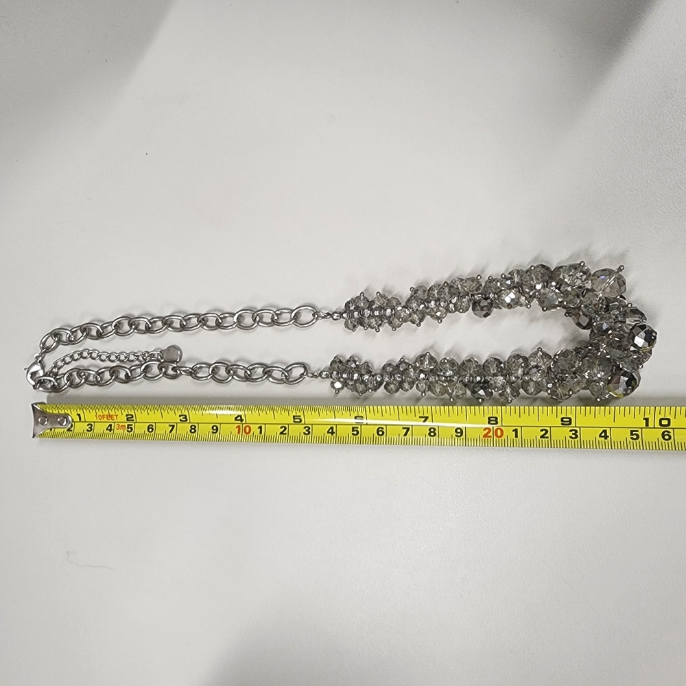 Simply Vera Vera Wang Faceted Crystal Statement Necklace Gray Cha Cha Beaded - Picture 13 of 14